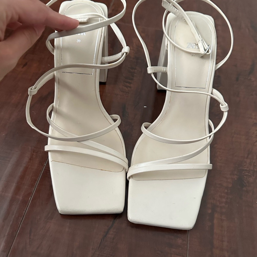 Zara Women's Square Toe Cream Nude Block Strappy Sandal Heels - Picture 9 of 9